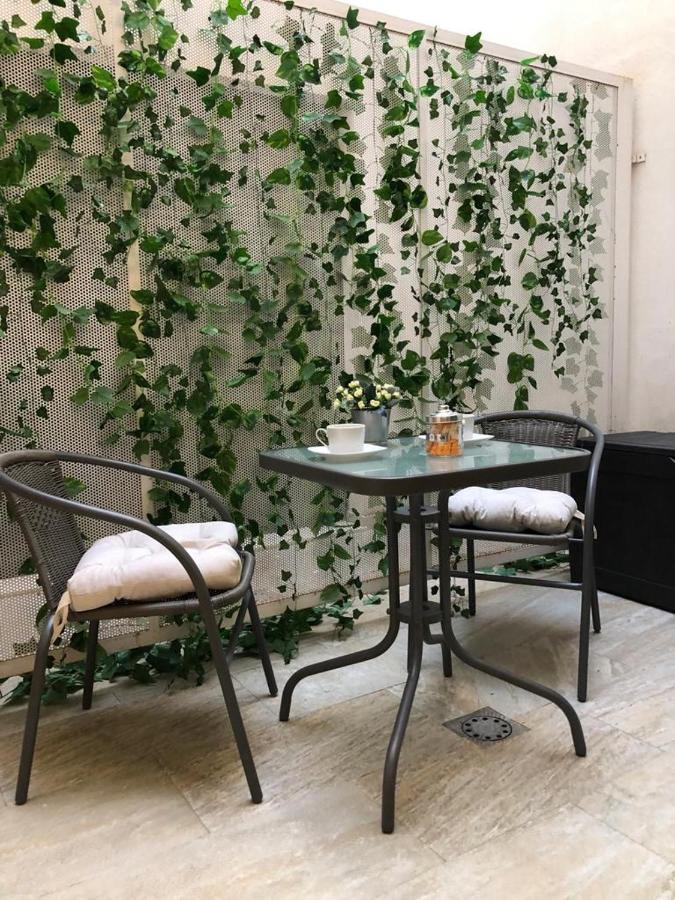 Estudio Centrico En Punonrostro Sevilla Exteriör bild